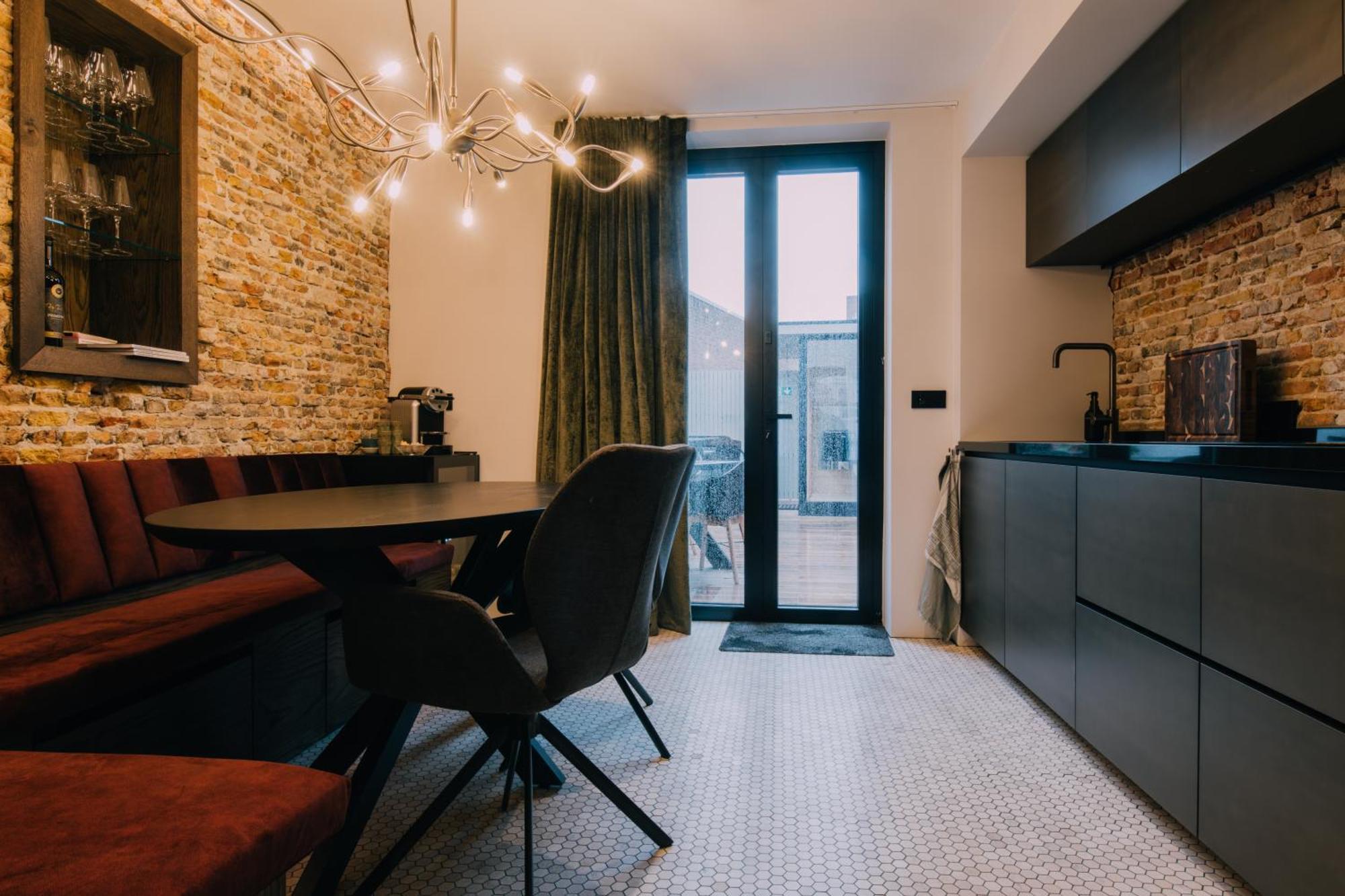 Thebridge29 Boutique Apartment Бреда Экстерьер фото
